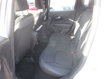 Jeep Renegade 1.0 T3 Limited (11)