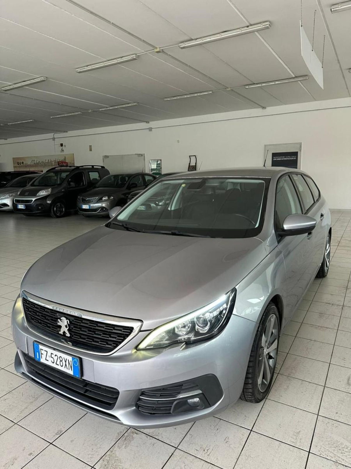 Peugeot 308 SW BlueHDi 130 S&S EAT6 Active