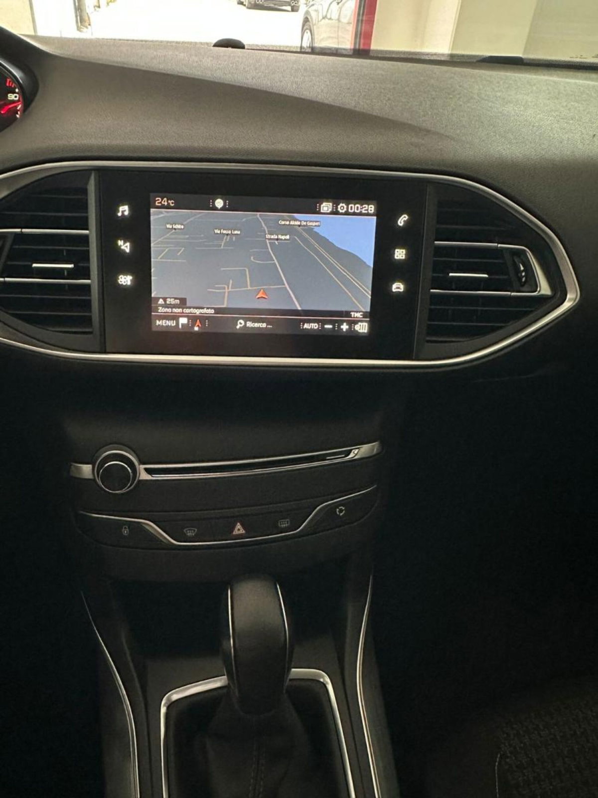 Peugeot 308 SW BlueHDi 130 S&S EAT6 Active (12)