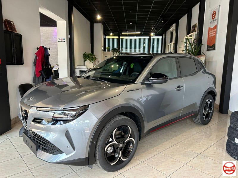 Alfa Romeo Junior elettrica Speciale 156cv