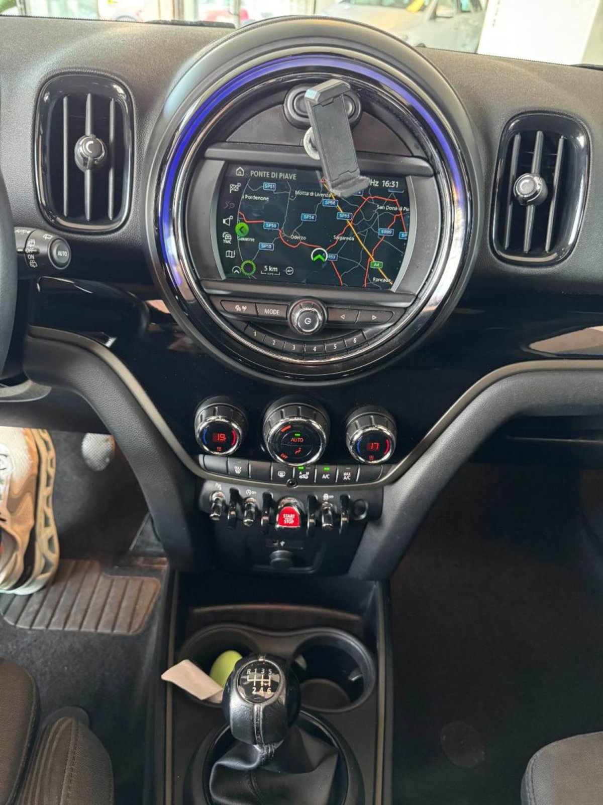 MINI Mini Countryman 2.0 Cooper D Boost Countryman (14)
