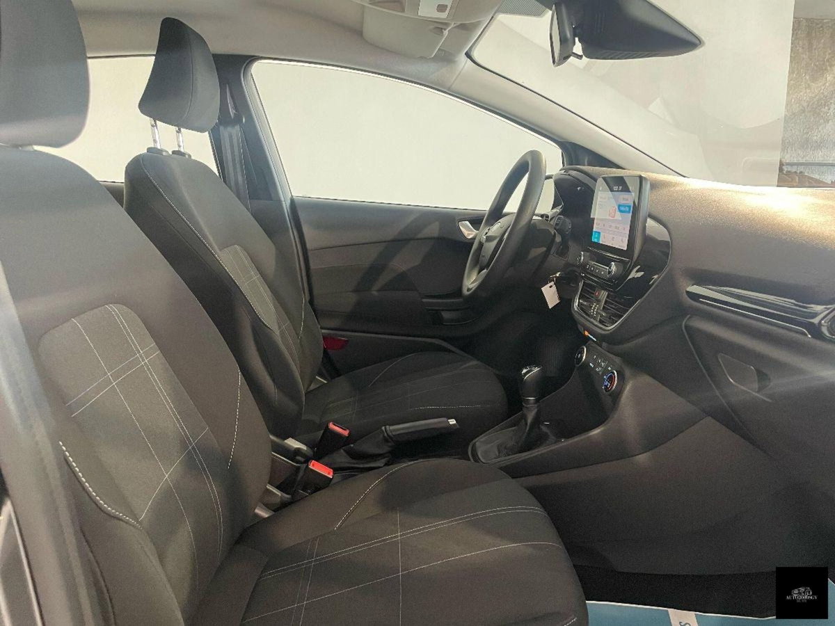Ford Fiesta 1.1 75 CV GPL 5 porte Titanium (11)