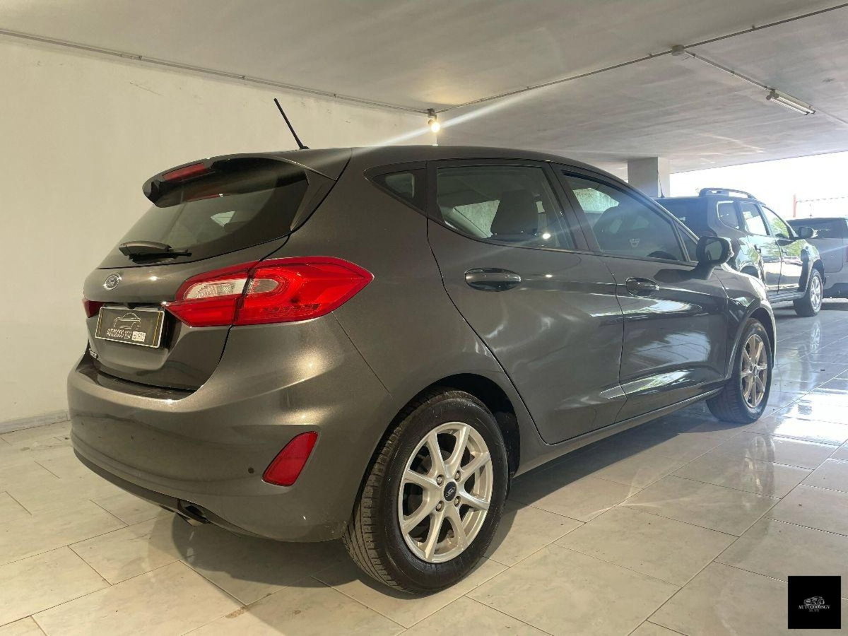 Ford Fiesta 1.1 75 CV GPL 5 porte Titanium (13)