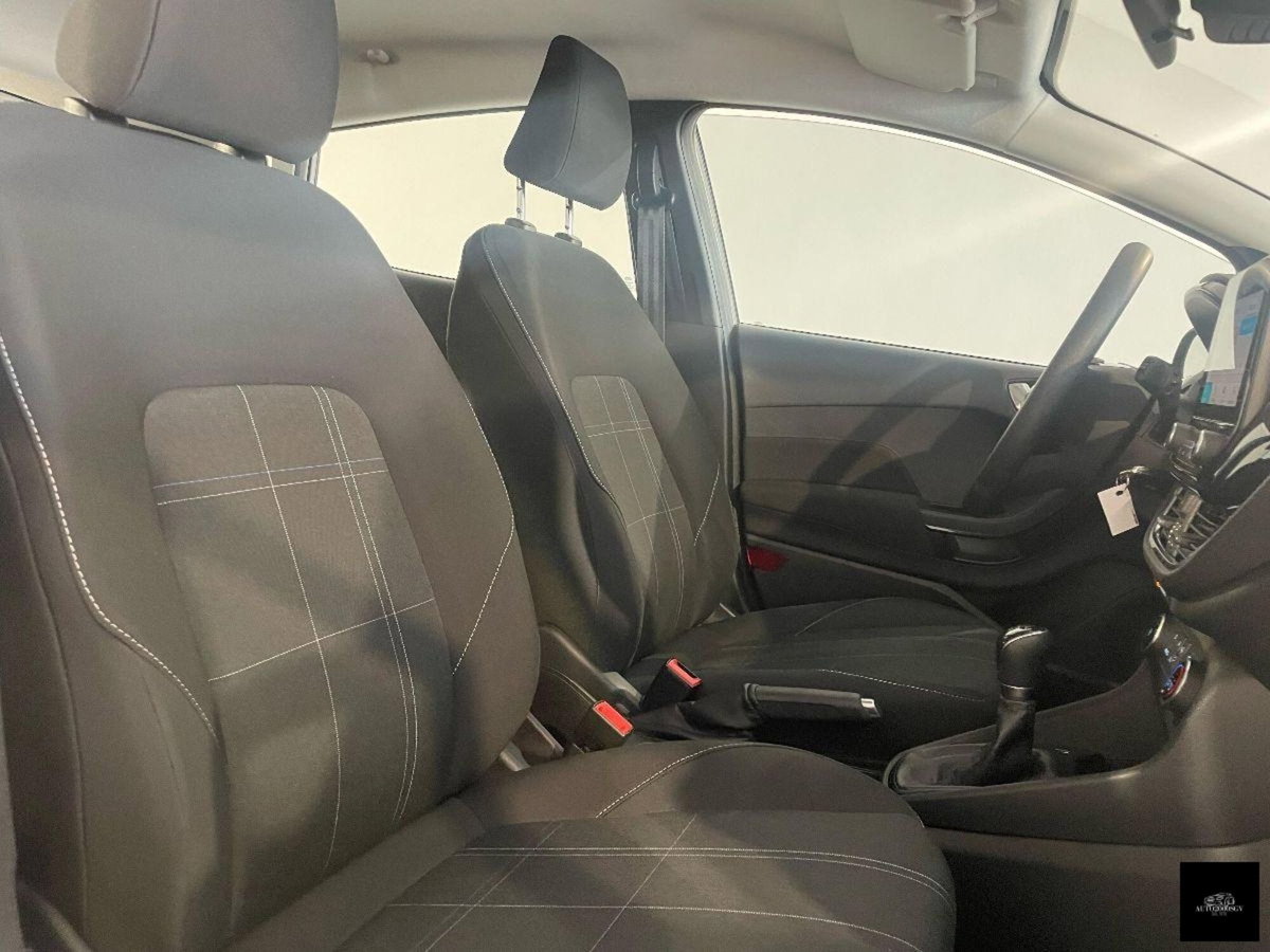 Ford Fiesta 1.1 75 CV GPL 5 porte Titanium (4)
