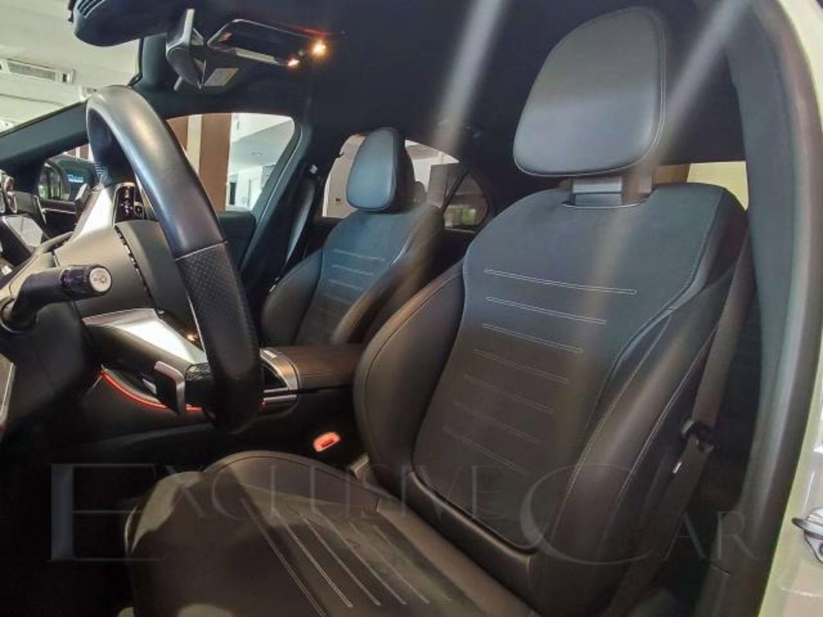 Mercedes-Benz Classe C 300 d Auto Premium (12)