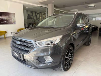 Ford Kuga 2.0 TDCI 120 CV S&S 2WD Titanium usata