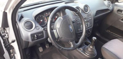 Ford Fiesta 1.4 TDCi 5p. Ghia