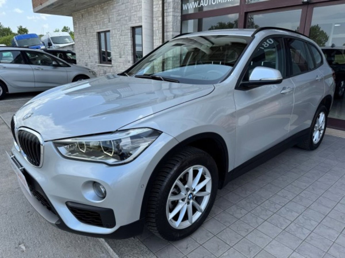 BMW X1 sDrive16d Business (11)