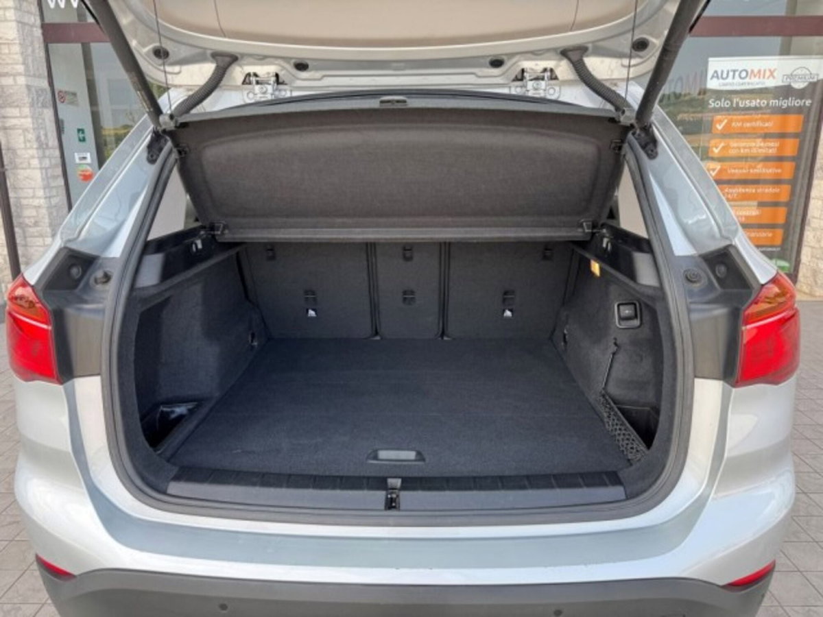 BMW X1 sDrive16d Business (15)