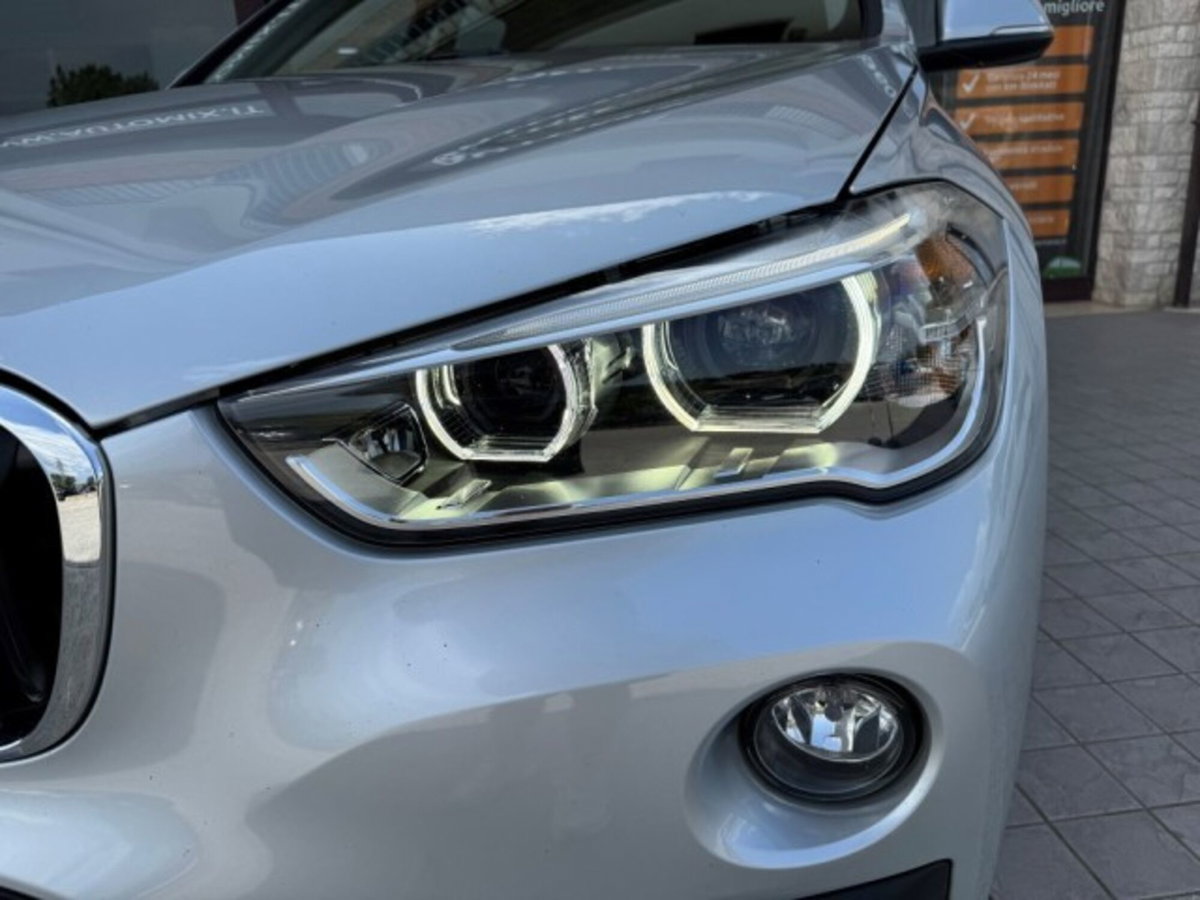 BMW X1 sDrive16d Business (4)