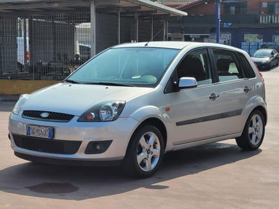 Ford Fiesta 1.2i 16V cat 5 porte Ghia usata