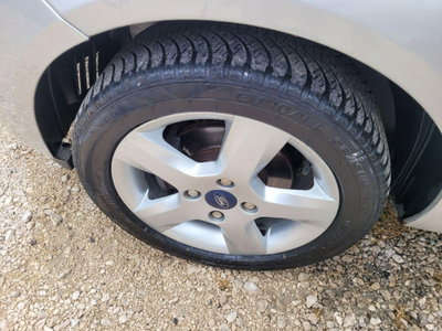Ford Fiesta 1.2i 16V cat 5 porte Ghia (15)