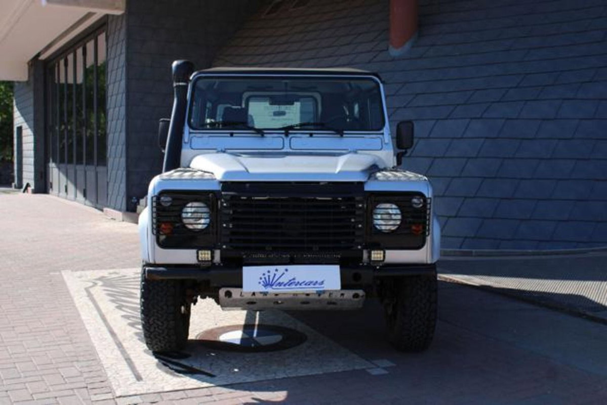 Land Rover Defender 90 2.5 Td5 Station Wagon SE (3)