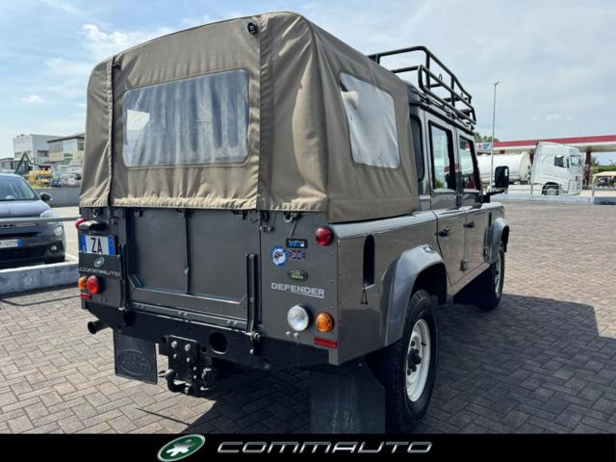 Land Rover Defender 110 2.4 TD4 CrewCab SE (4)