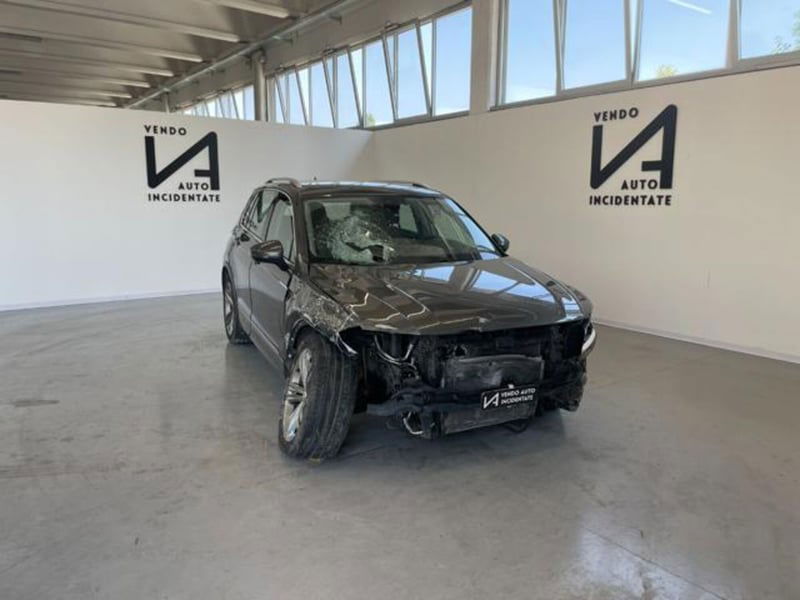 Volkswagen Tiguan 2.0 TDI SCR DSG Sport BlueMotion Technology