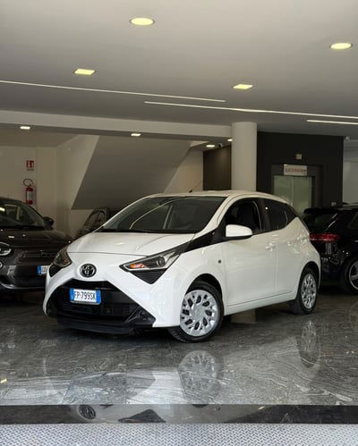 Toyota Aygo 1.0 VVT-i 72 CV 5 porte x-trend MMT usata