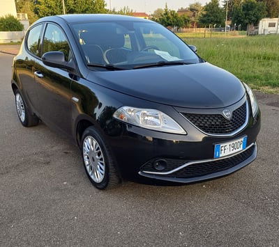 Lancia Ypsilon 1.2 69 CV 5 porte GPL Ecochic Gold usata