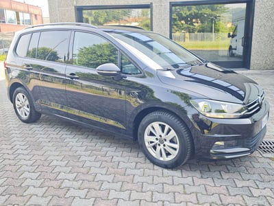 Volkswagen Touran 2.0 TDI 150 CV SCR DSG Business BlueMotion Technology usata
