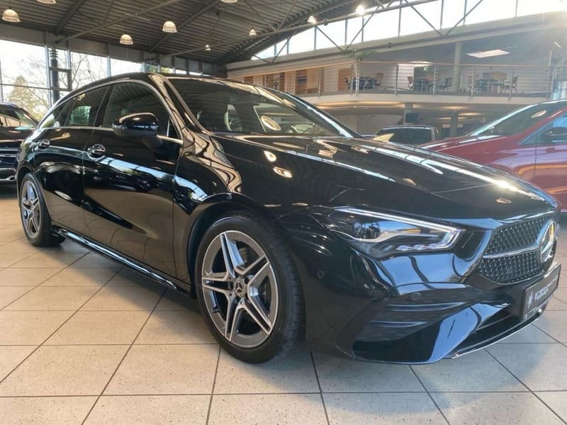 Mercedes-Benz CLA Shooting Brake 200 d AMG Line Advanced Plus auto