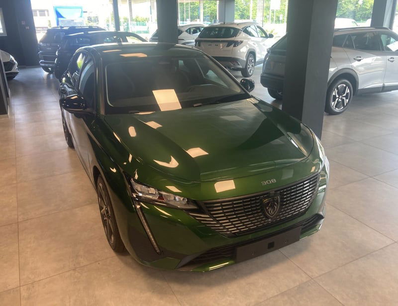 Peugeot 308 1.2 hybrid Allure 145cv e-dcs 6