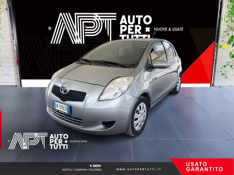 Toyota Yaris 1.0 5 porte Sol