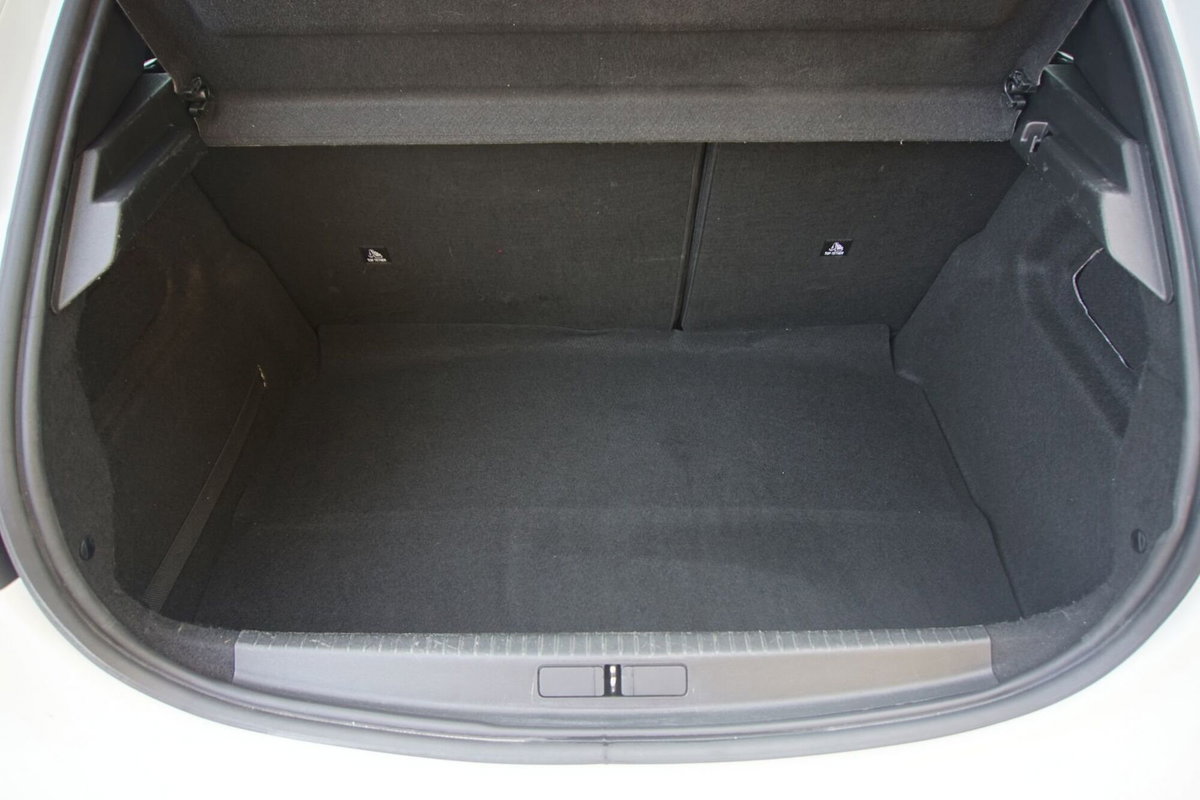 Peugeot 208 BlueHDi 100 Stop&Start 5 porte Active Pack (18)