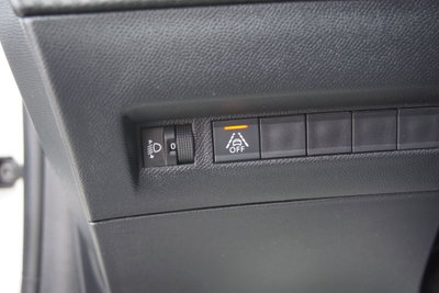 Peugeot 208 BlueHDi 100 Stop&Start 5 porte Active Pack (19)