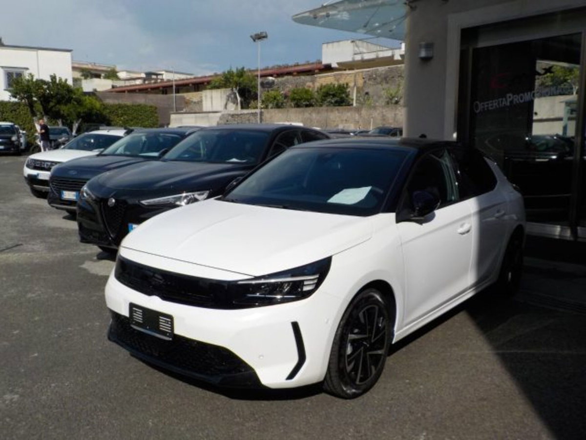 Opel Corsa 1.2 100 CV GS Line (2)
