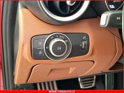 Alfa Romeo Giulia 2.2 t Veloce Q4 210cv auto (16)