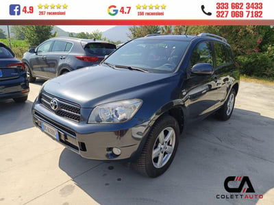 Toyota Rav4 D-4D 136 CV Luxury usata
