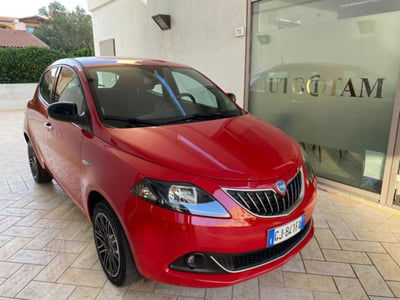 Lancia Ypsilon 1.0 FireFly 5 porte S&S Hybrid Gold Plus usata