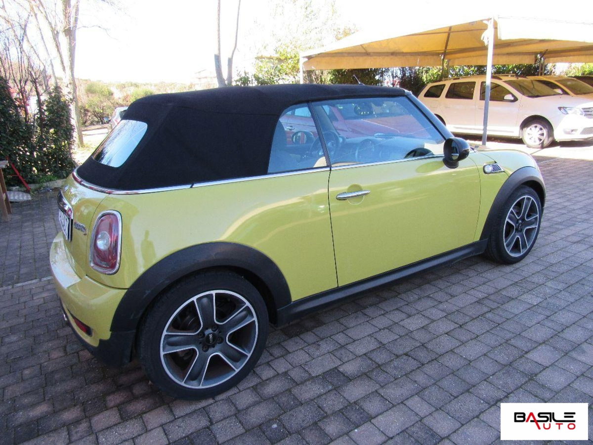 MINI Mini Cabrio 1.6 16V Cooper S Cabrio (6)