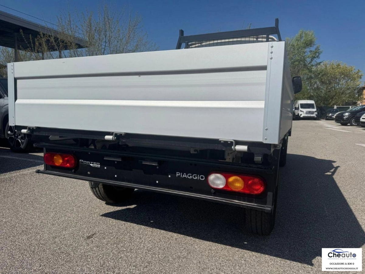 Piaggio Porter NP6 LPG short range 3250L pianale fisso Top r.gem. (13)
