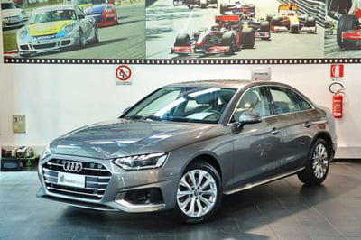Audi A4 35 2.0 tdi mhev Business Advanced 163cv s-tronic usata