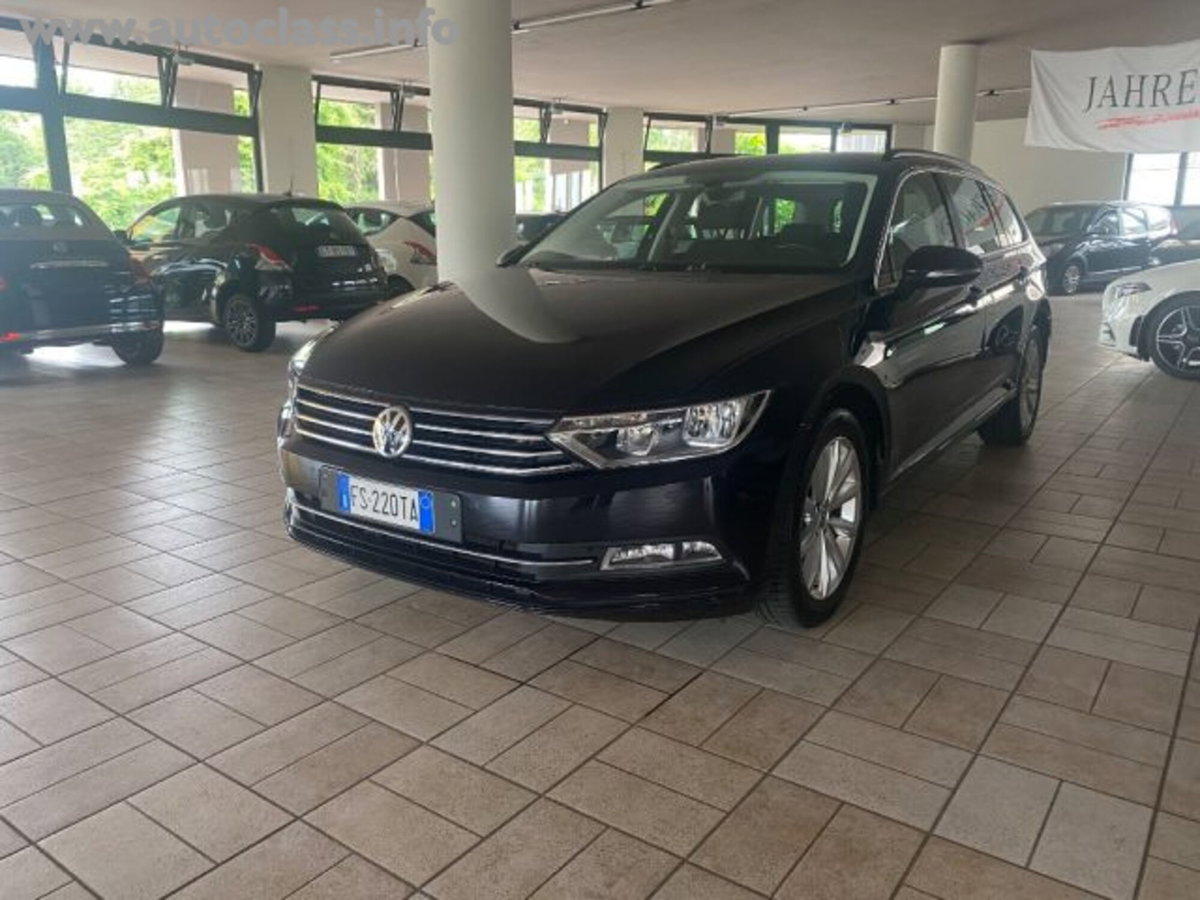 Volkswagen Passat Variant 2.0 TDI DSG Business BlueMotion Tech (17)