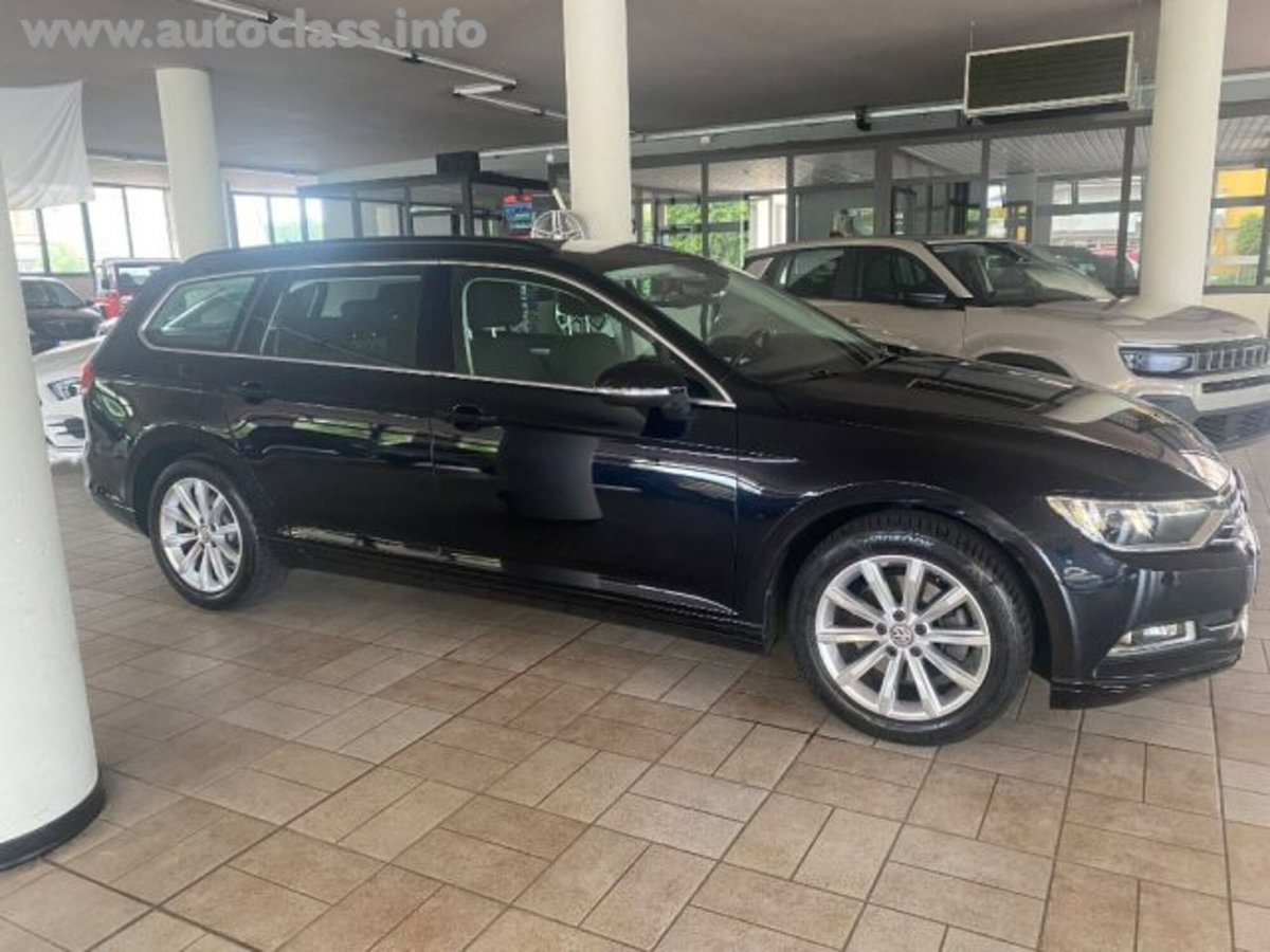 Volkswagen Passat Variant 2.0 TDI DSG Business BlueMotion Tech (19)