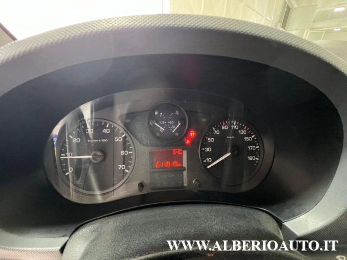 Citroen Berlingo Furgone 1.6 HDi 90 Van 3 posti Club L1 (13)
