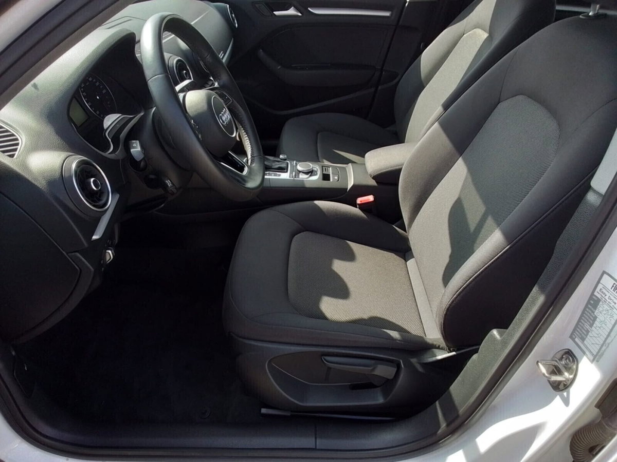 Audi A3 Sportback 2.0 tdi Business 150cv s-tronic (5)