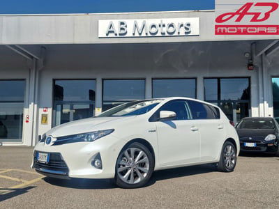 Toyota Auris 1.8 Hybrid Lounge usata