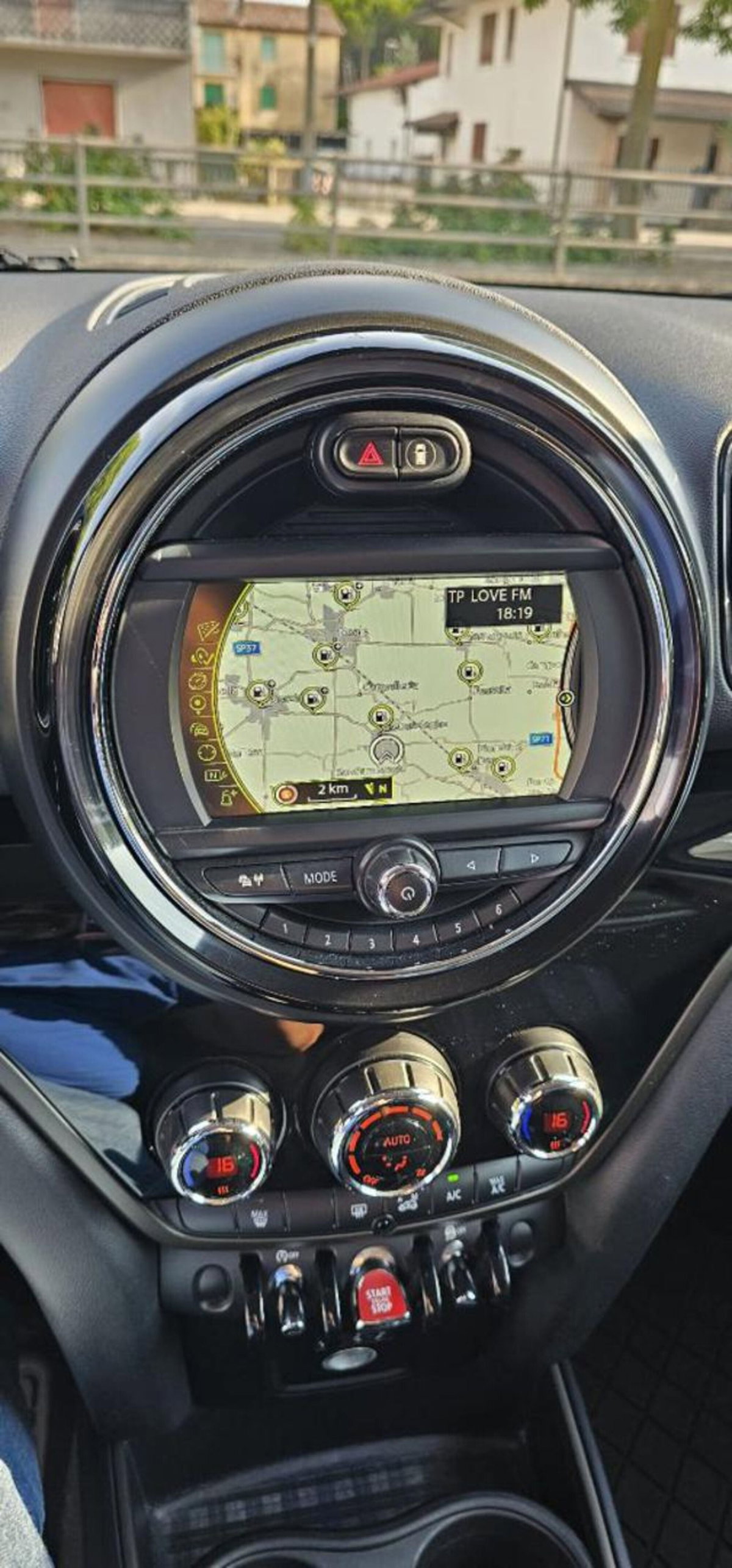 MINI Mini Countryman 2.0 Cooper D Jungle Countryman (12)
