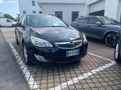 Opel Astra Station Wagon 1.7 CDTI 110CV EcoFLES&S Sports Cosmo usata