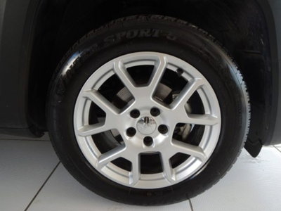 Jeep Renegade 1.6 Mjt 120 CV Limited (3)