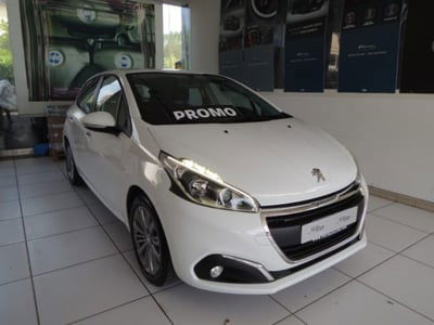 Peugeot 208 82 5 porte Active usata