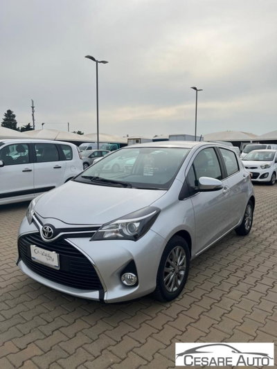Toyota Yaris 1.3 5 porte (2)
