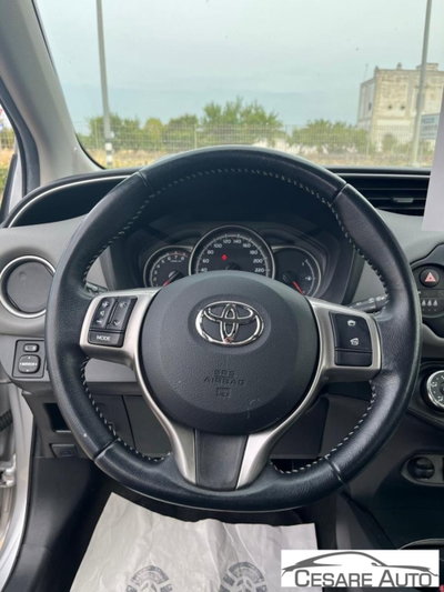 Toyota Yaris 1.3 5 porte (5)