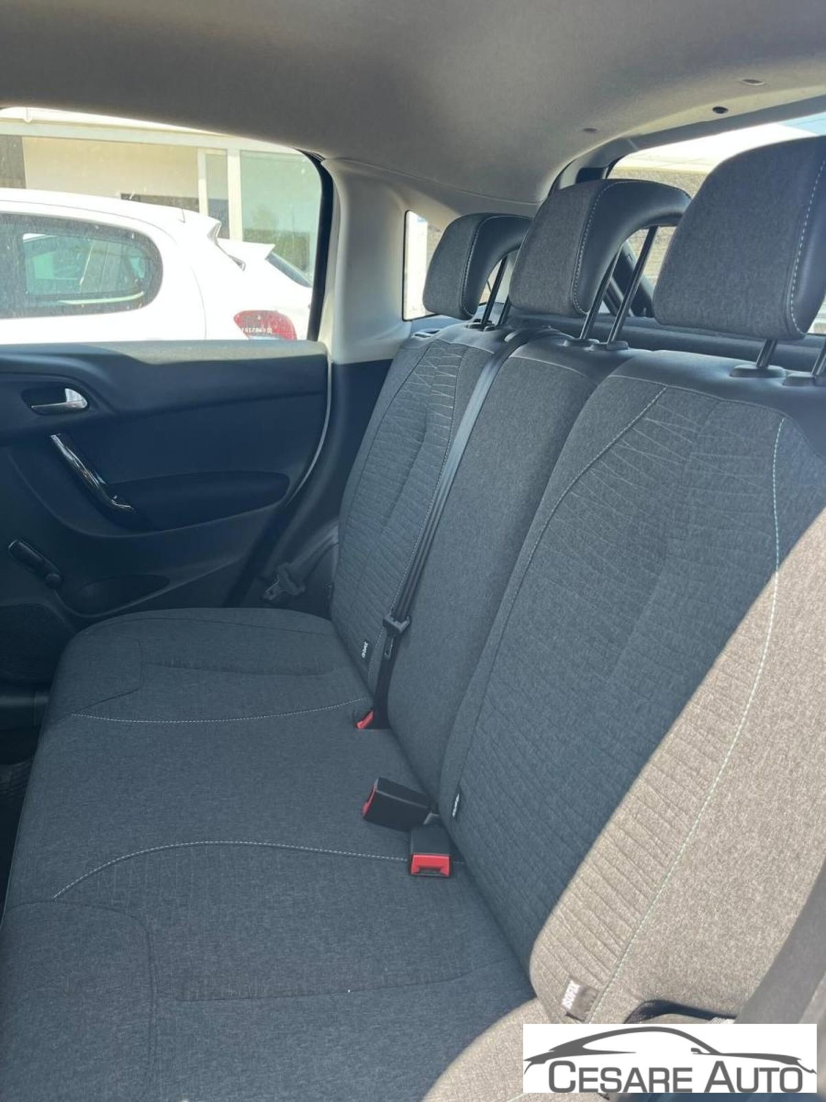 Citroen C3 PureTech 82 GPL Feel (8)