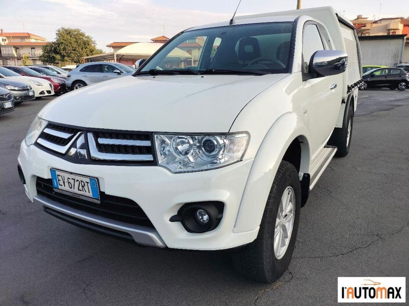 Mitsubishi L200 2.5 DI-D/178CV DC Intense Plus L.E.