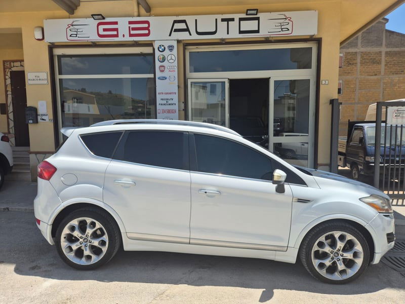 Ford Kuga 2.0 TDCI 140 CV 4WD Titanium