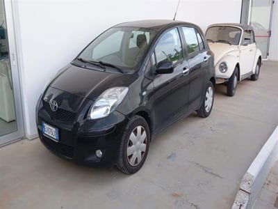 Toyota Yaris 1.0 5 porte usata