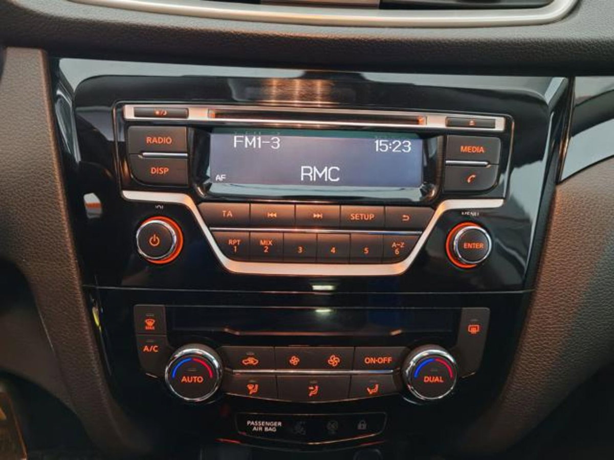 Nissan Qashqai 1.6 dCi 2WD XTronic Tekna+ (12)
